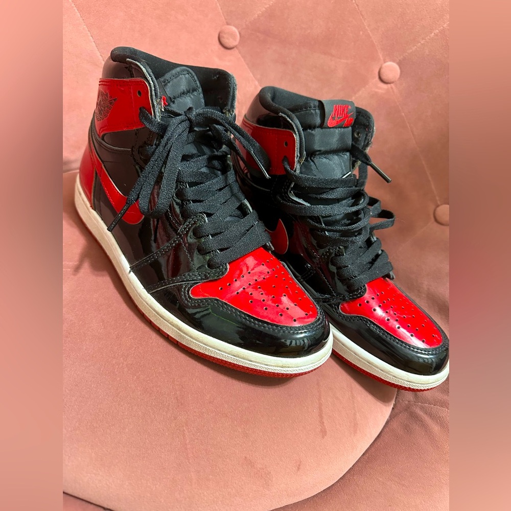 JORDAN 1 RETRO HIGH OG 'PATENT BRED'